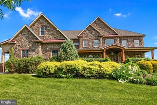 141 Hanshue Rd, Hummelstown, PA 17036