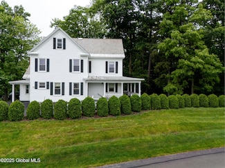 3712 Consaul Rd, Schenectady, NY 12304