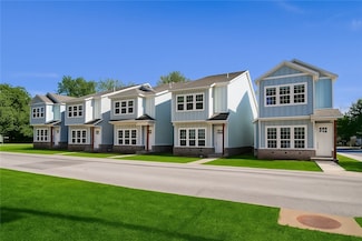 510 W Persimmon St, Rogers, AR 72756