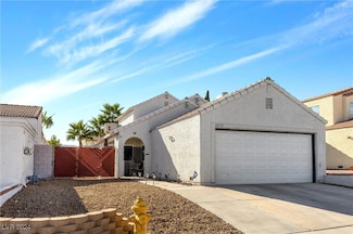 8253 Abercrombe Way, Las Vegas, NV 89145