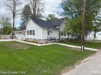 206 W 4th St, Kalkaska, MI 49646