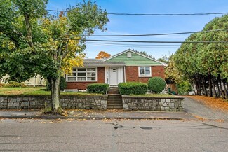 104 Edgemere Rd, Lynn, MA 01904