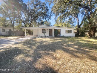 2138 Corot Dr, Jacksonville, FL 32210