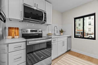 72-74 Chelsea St Unit 3, Boston, MA 02128