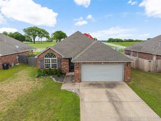 15605 S College Ave, Glenpool, OK 74033