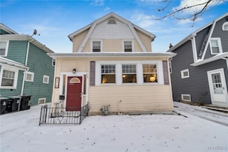 376 W Hazeltine Ave, Buffalo, NY 14217