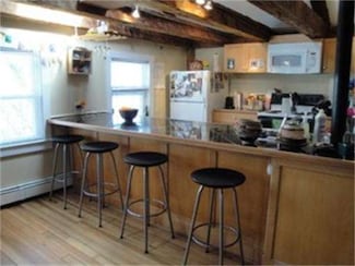 10 Herbert St, Salem, MA 01970