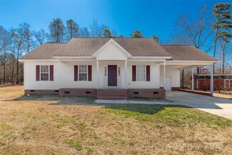 2070 Hunters Ridge Rd, Lancaster, SC 29720