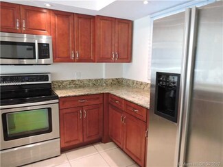 116 Royal Park Dr Unit 1A, Oakland Park, FL 33309