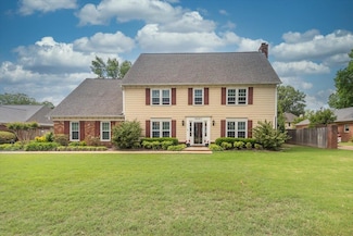 9247 Longwood Ln, Germantown, TN 38139