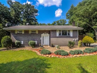 227 Independence Rd, Avella, PA 15312