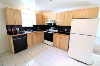 1185 Boylston St Unit 2, Newton, MA 02464