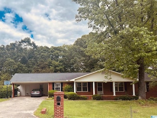1409 Danbury Ln, Anniston, AL 36207