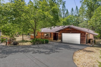 15019 Rattlesnake Rd, Grass Valley, CA 95945