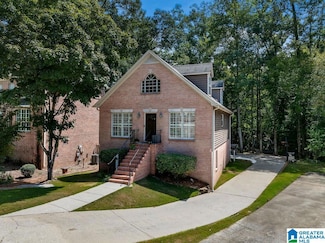 2613 Vestbrook Cir, Vestavia, AL 35243