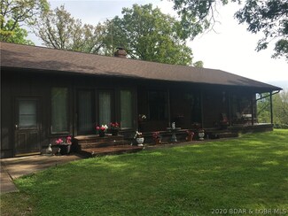 16347 Sunrise Ln, Versailles, MO 65084
