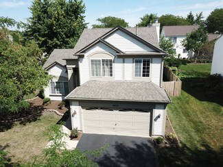 1505 E Braymore Cir, Naperville, IL 60564