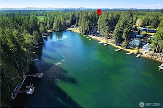 1651 E Phillips Lake Loop Rd, Shelton, WA 98584