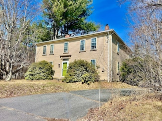172 Clinton Rd, Sterling, MA 01564