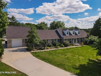 725 Liberty Ct, Cookeville, TN 38501