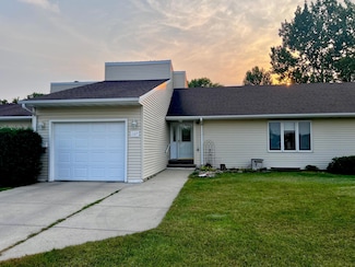137 Belleville Ct, Thief River Falls, MN 56701