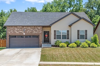 253 Azalea Dr, Oak Grove, KY 42262