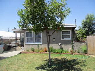 937 W 9th St, Corona, CA 92882