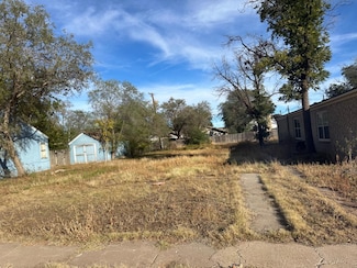 1906 17th St, Lubbock, TX 79401