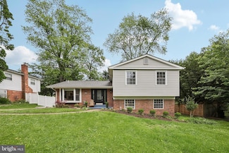 4907 Chanticleer Ave, Annandale, VA 22003