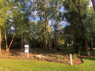 702 Burris Ave, Lake Bluff, IL 60044