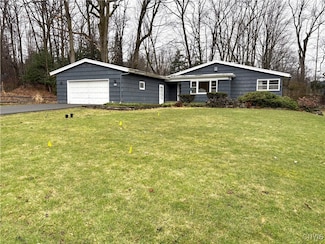 112 Bradford Ln, Syracuse, NY 13224