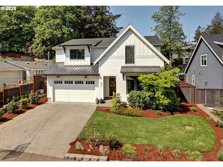 8321 SW 39th Ave, Portland, OR 97219