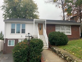 34 S Genesee St, Revere, MA 02151