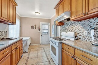 1406 Richland Ave, Santa Ana, CA 92703