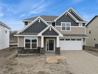 2702 Green Ash Ave, Shakopee, MN 55379