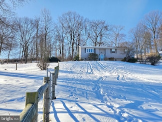 119 Bull Rd, Oley, PA 19547