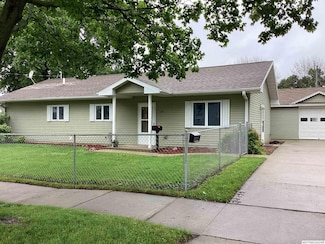204 7th St SE, Mason City, IA 50401