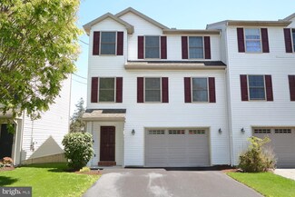 6 Lime St, Ephrata, PA 17522