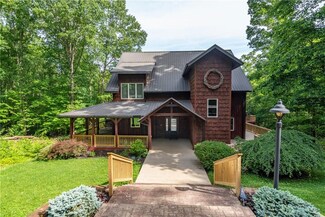 5732 N Pathways Dr, Unionville, IN 47468