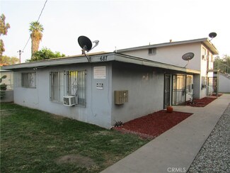 687 W 17th St, San Bernardino, CA 92405