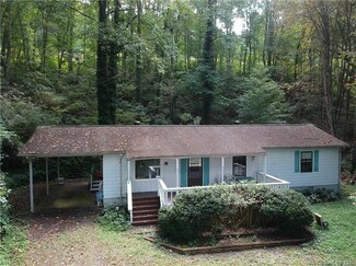 67 Lanes End Dr Unit 34 & 36, Waynesville, NC 28786