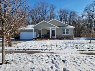 803 Vanessa Way, Kouts, IN 46347