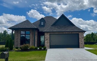 3703 W Laredo Place, Broken Arrow, OK 74012