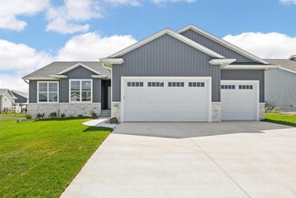 1251 Cedar Springs Dr, Marion, IA 52302