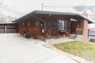 3015 MacOna Ln, Billings, MT 59102
