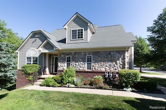 2062 Preserve Cir W Unit 110, Canton, MI 48188