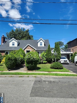275 Elsmere Place, Fort Lee, NJ 07024