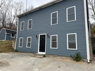 21 Lincoln St, Millville, MA 01529
