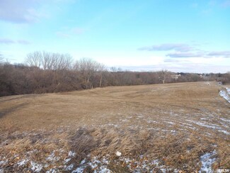 0 W Kimberly Rd Unit RMAQC4258907, Davenport, IA 52806
