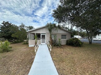 2342 South St, Leesburg, FL 34748